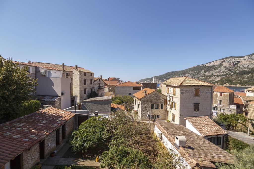 Apartman Jurica Komiža Kültér fotó